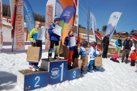 Zwycięzcy jednaj z kategorii